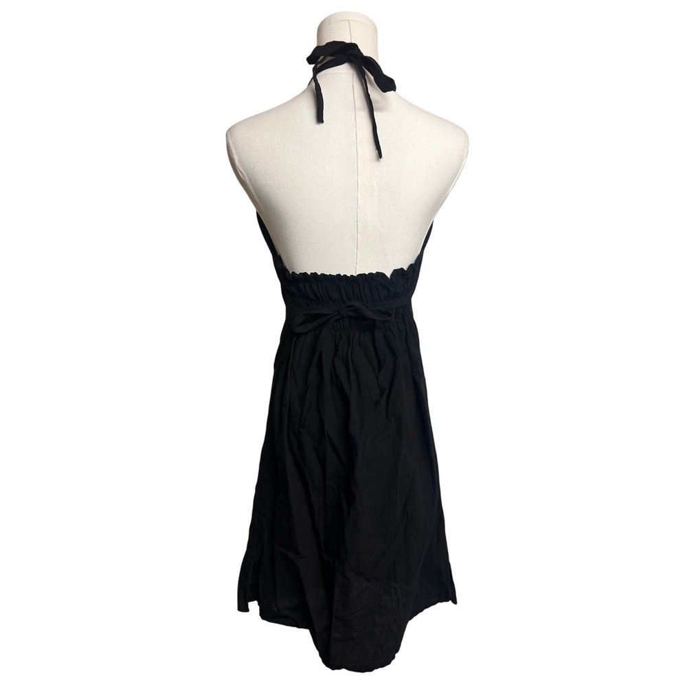 Black Embroidered Floral Halter Mini Dress Open Back Smocked Neck M Vacation - Picture 3 of 8